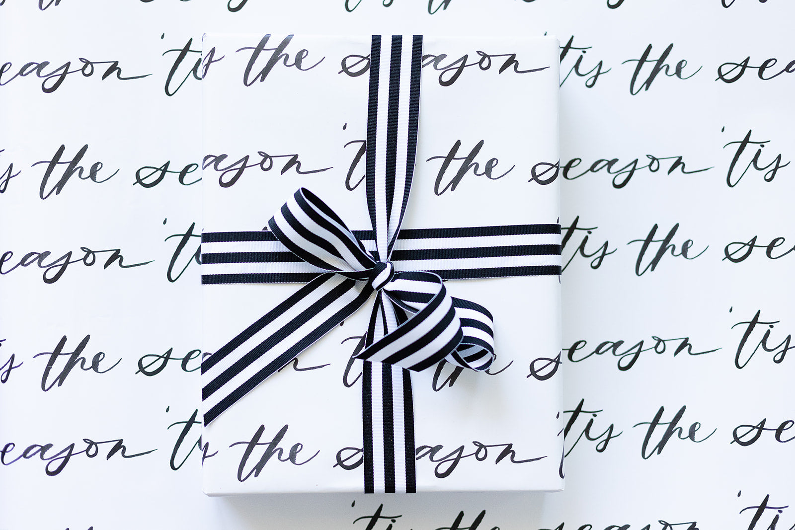 Wrapping Paper | 'Tis The Season